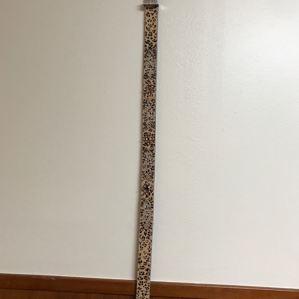 Leopard print belt.
